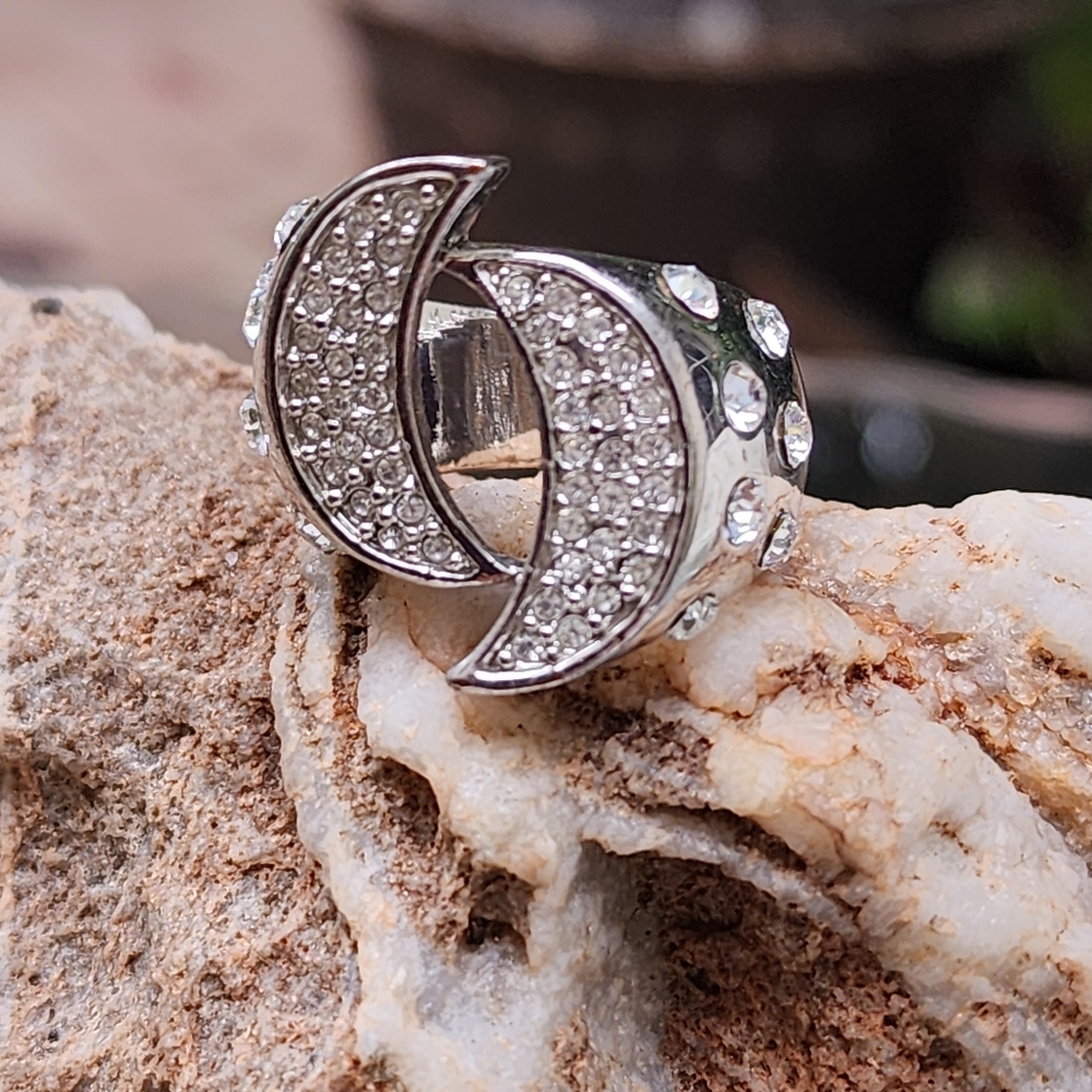 Statement Silver Ring White Crystals Macy's 2 Moon Cocktail Ring - Picture 7 of 15